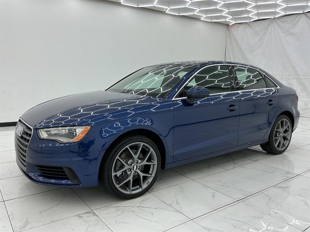 Audi A3 4dr Sdn quattro 2.0T Premium Plus 2015
