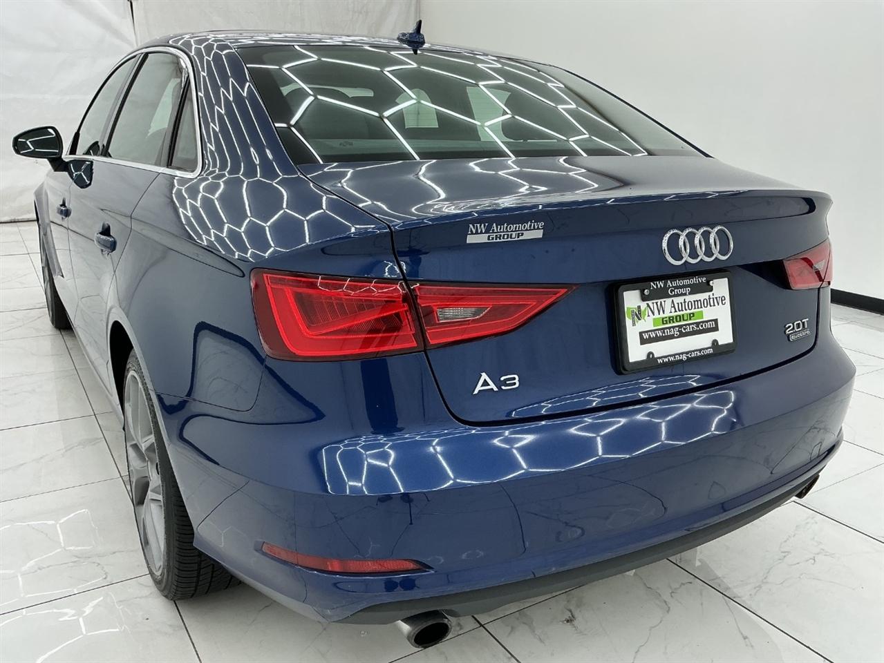 Audi A3 4dr Sdn quattro 2.0T Premium Plus 2015