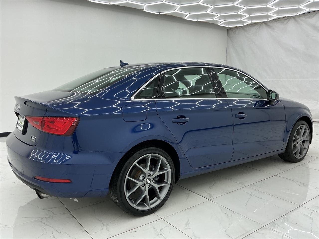 Audi A3 4dr Sdn quattro 2.0T Premium Plus 2015