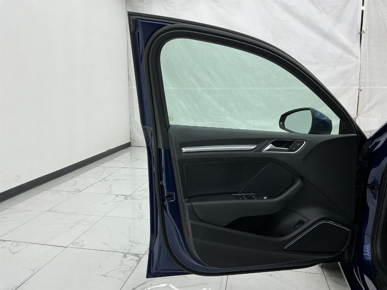 Audi A3 4dr Sdn quattro 2.0T Premium Plus 2015