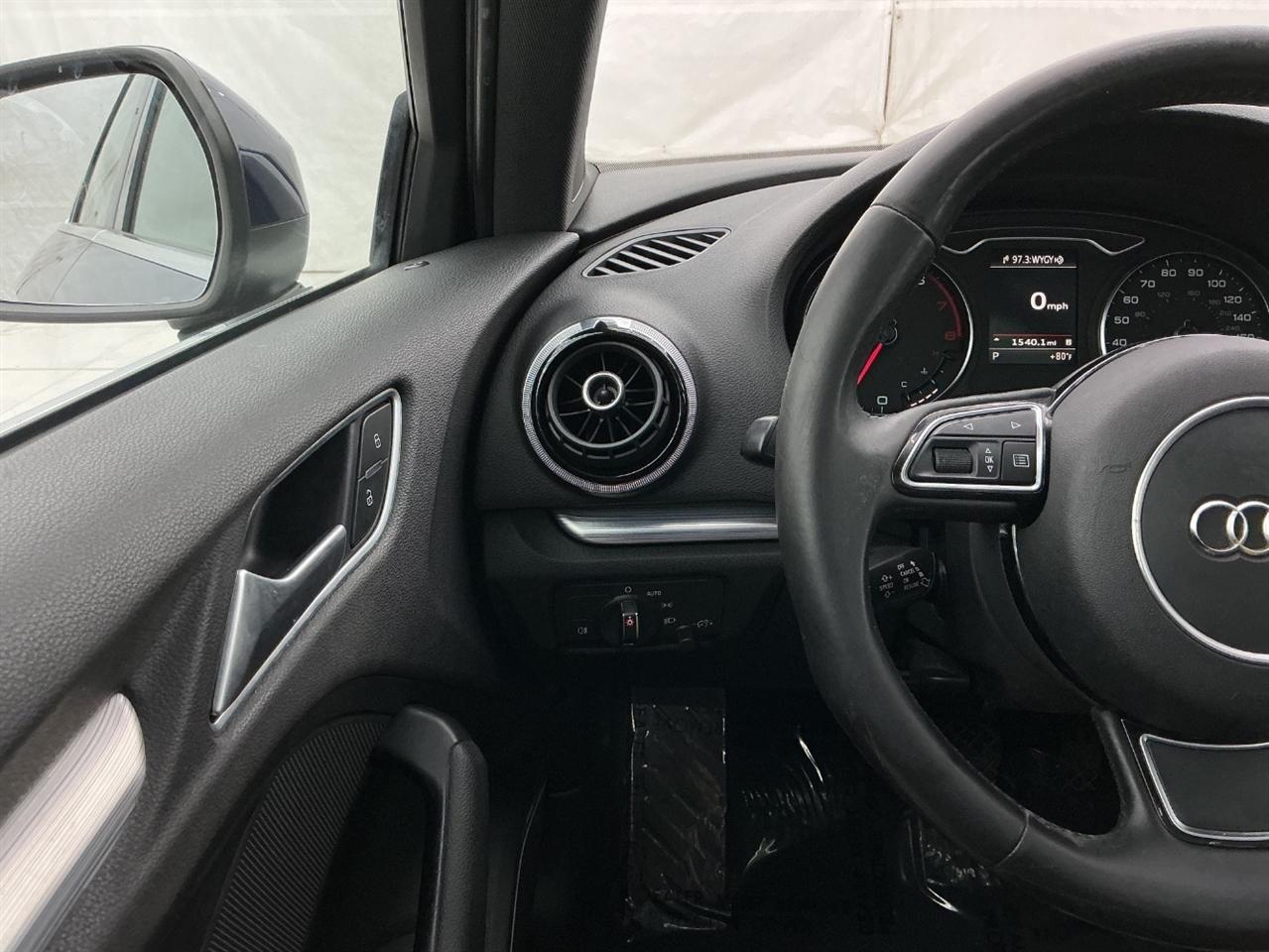Audi A3 4dr Sdn quattro 2.0T Premium Plus 2015