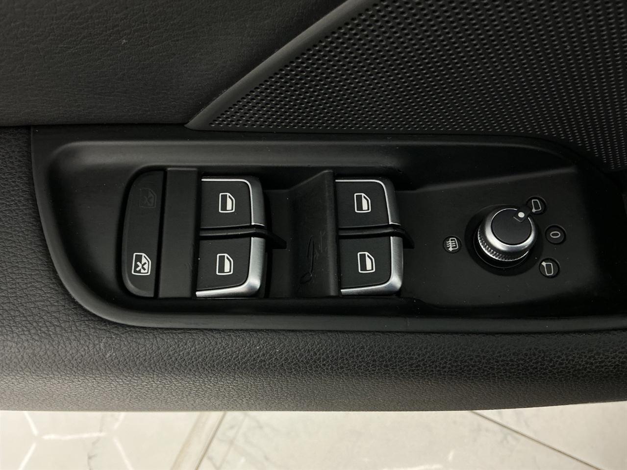 Audi A3 4dr Sdn quattro 2.0T Premium Plus 2015