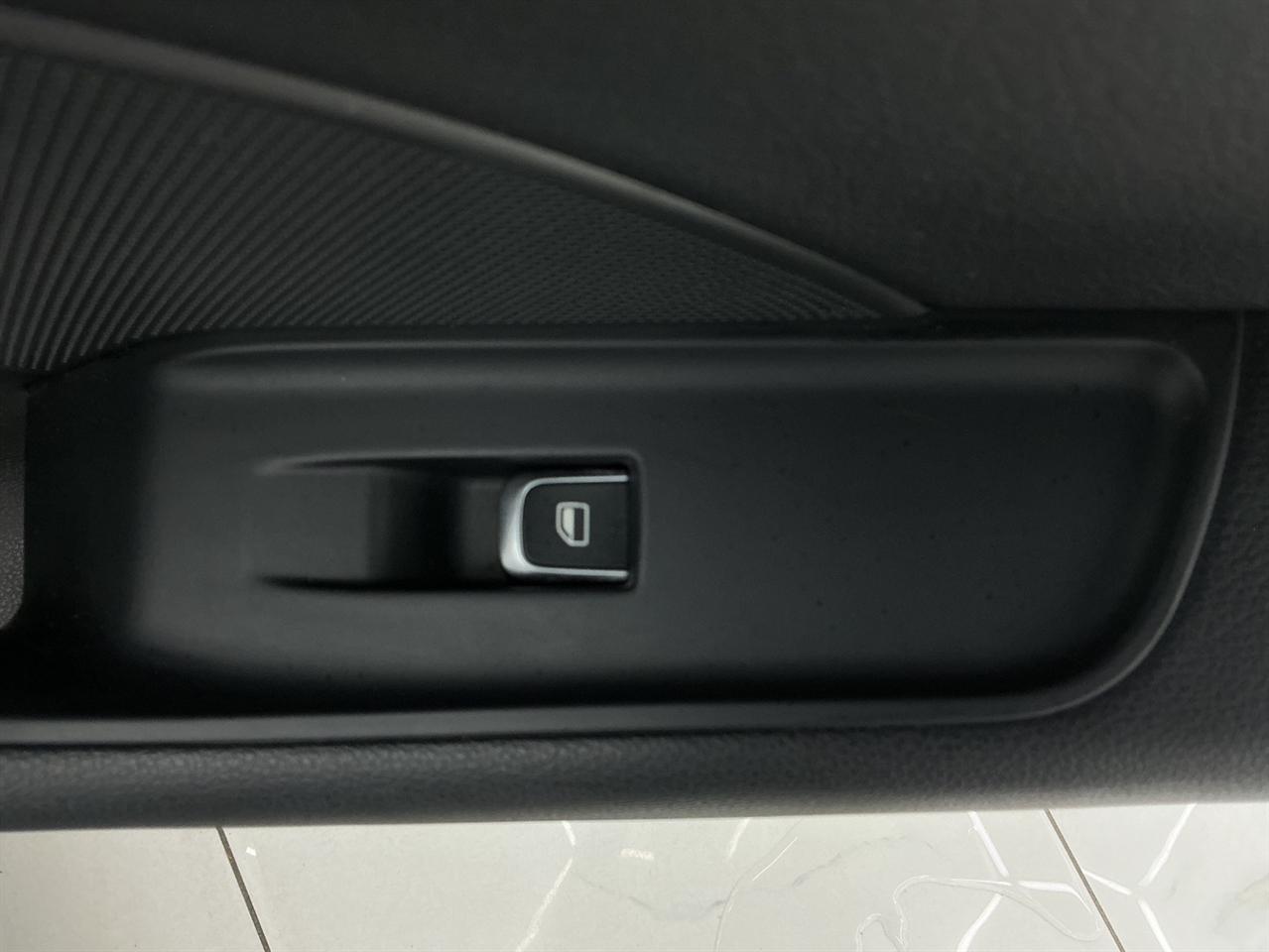 Audi A3 4dr Sdn quattro 2.0T Premium Plus 2015