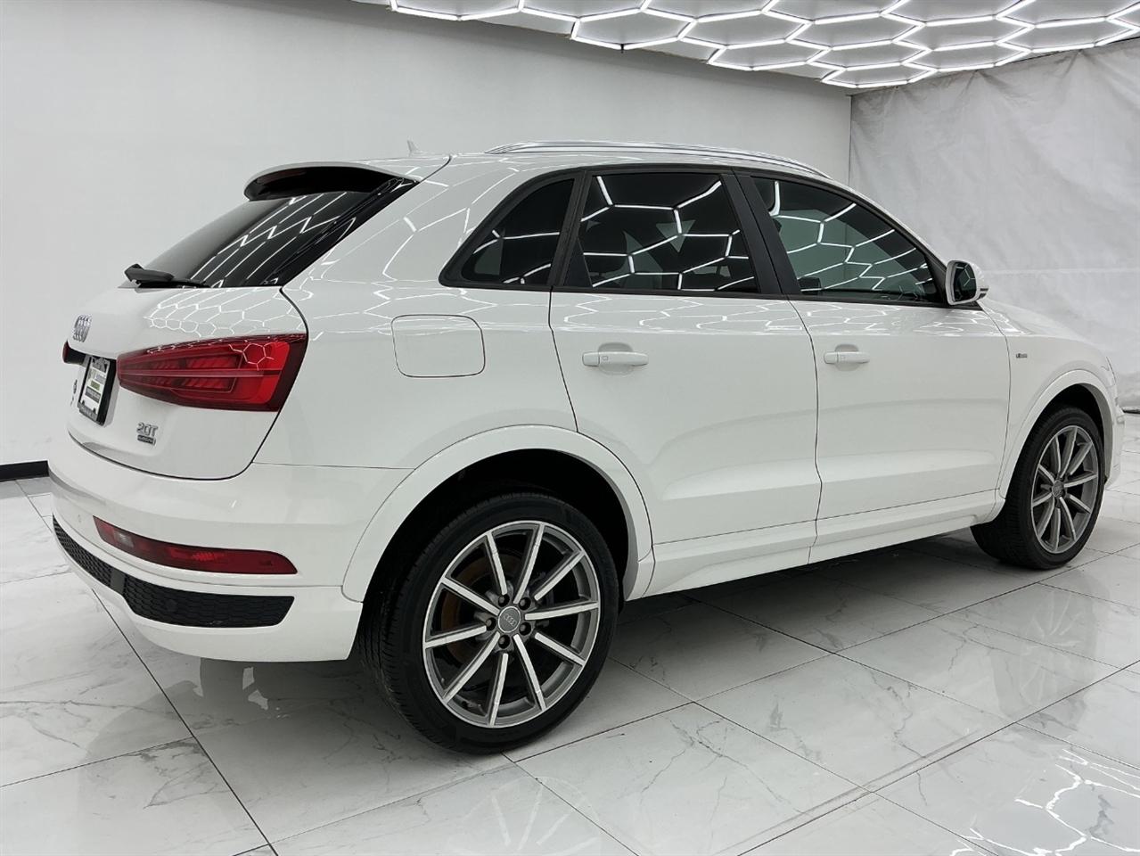 Audi Q3 2.0 TFSI Sport Premium quattro AWD 2018