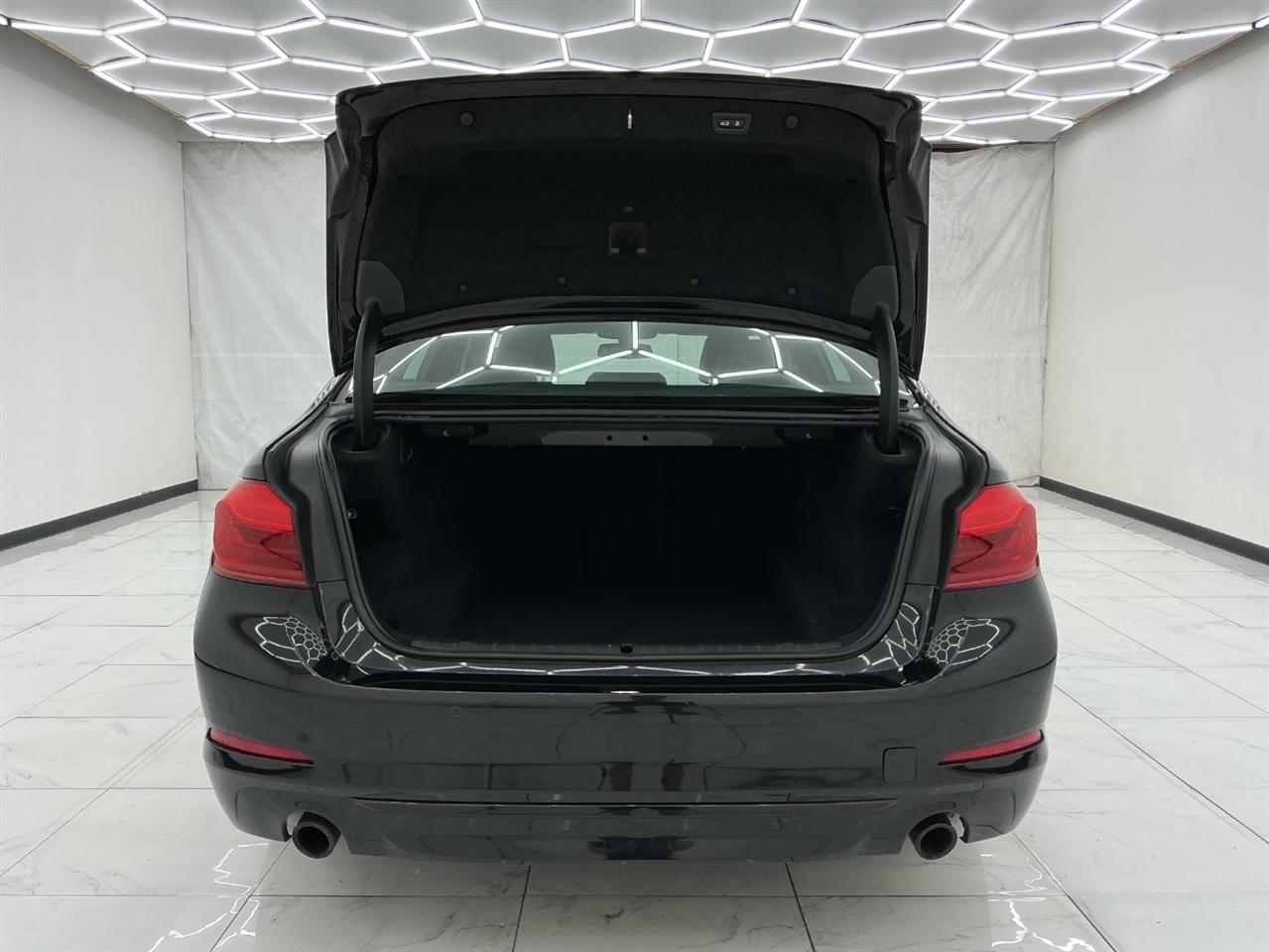 BMW 5 Series 530i xDrive Sedan 2017