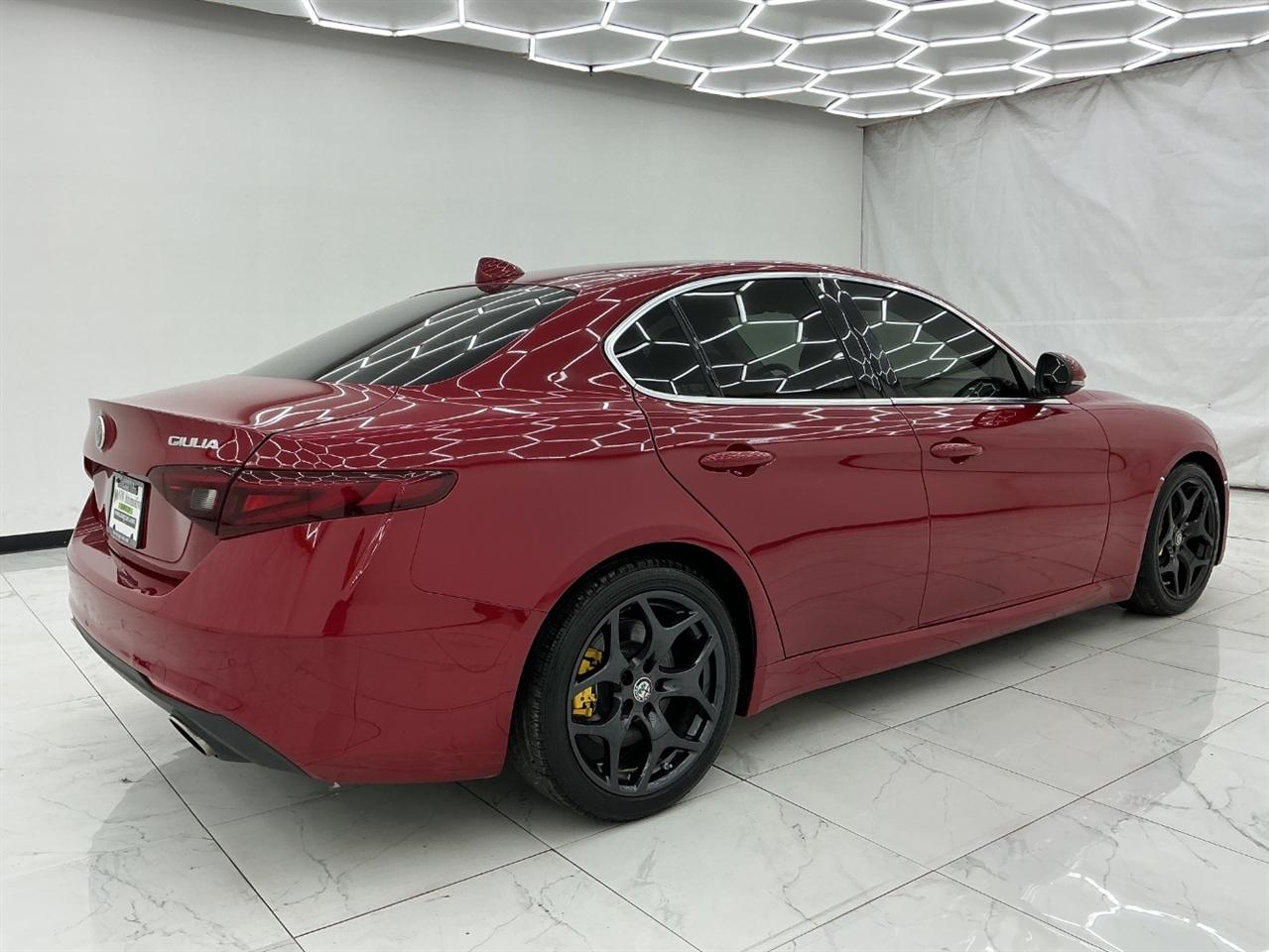 Alfa Romeo Giulia RWD 2019