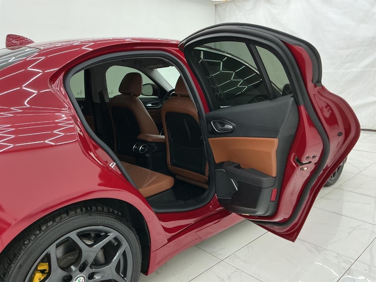Alfa Romeo Giulia RWD 2019