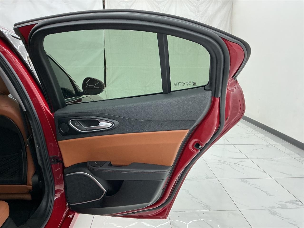 Alfa Romeo Giulia RWD 2019