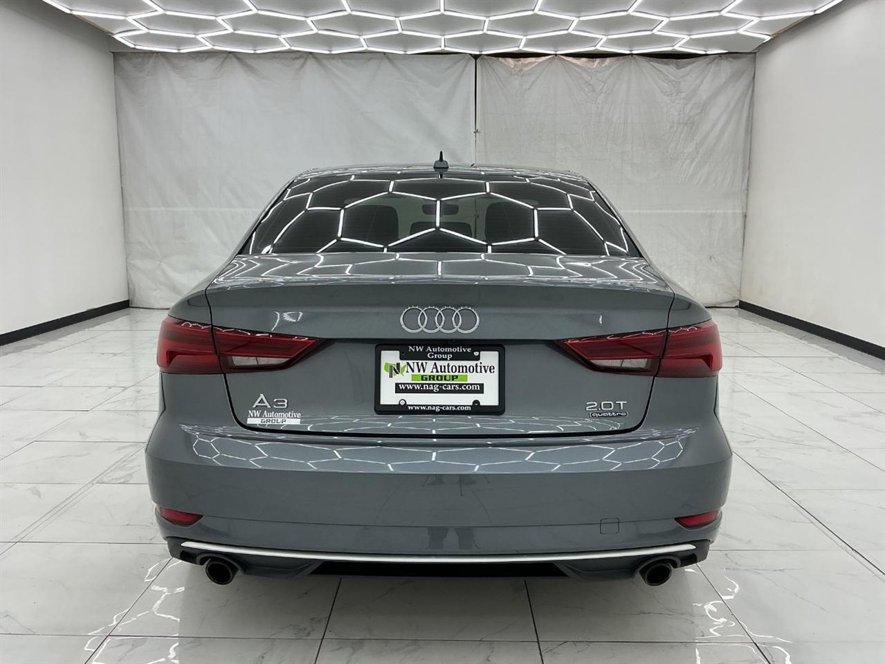 Audi A3 Sedan 2.0 TFSI Premium quattro AWD 2017