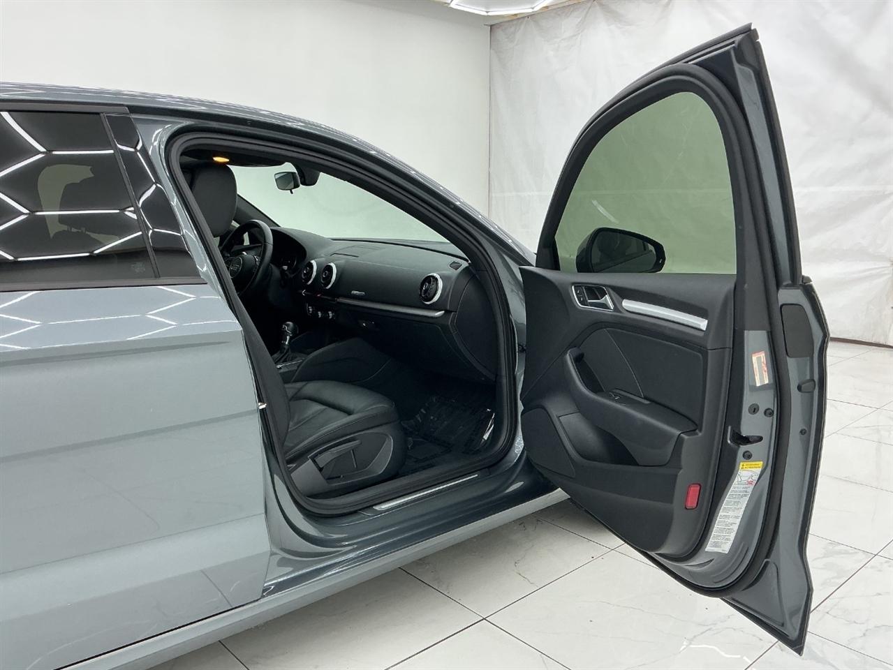 Audi A3 Sedan 2.0 TFSI Premium quattro AWD 2017