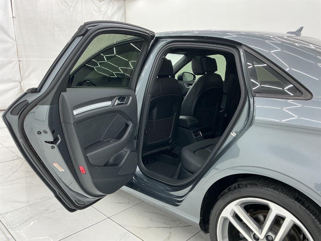 Audi A3 Sedan 2.0 TFSI Premium quattro AWD 2017