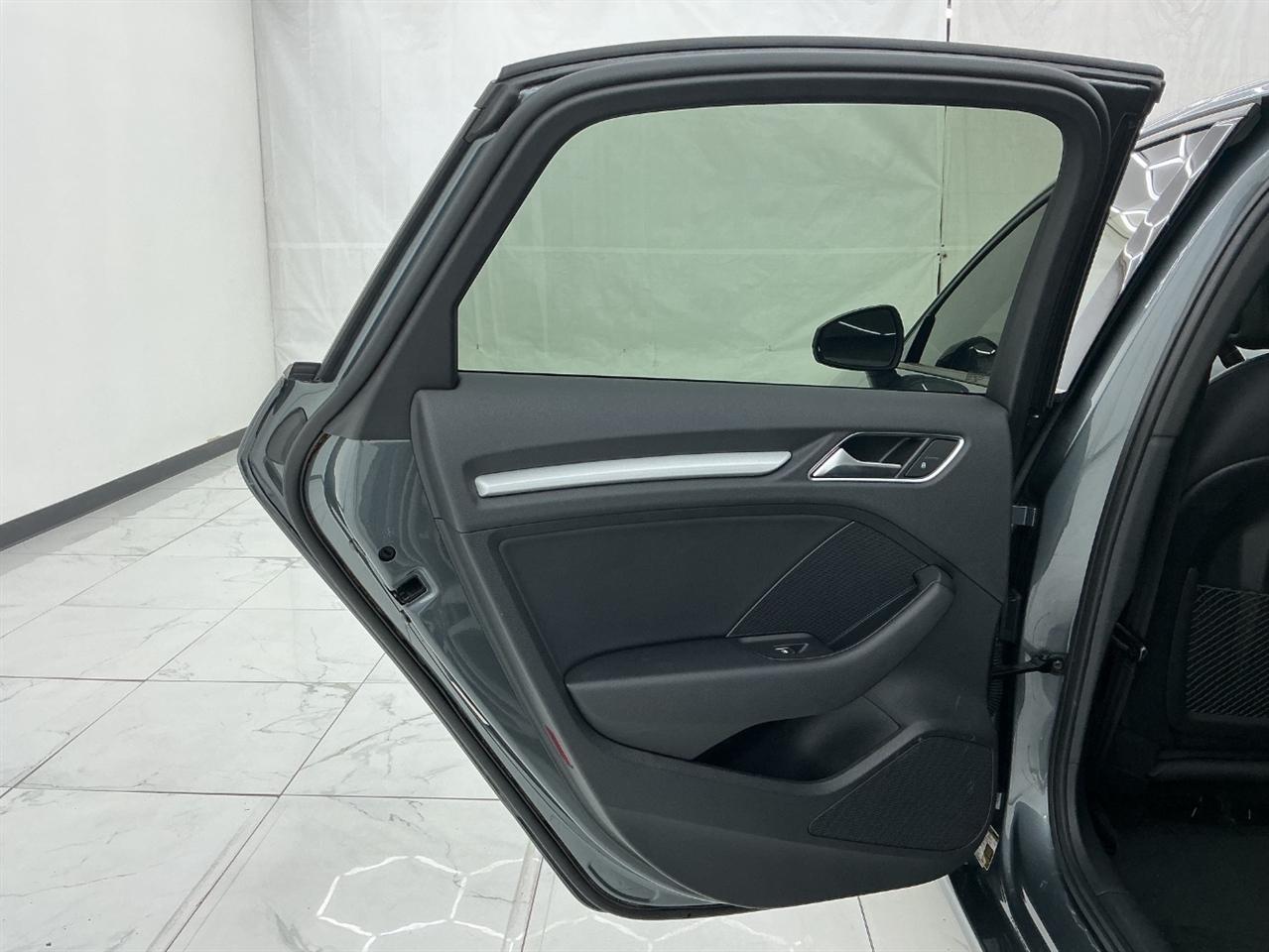 Audi A3 Sedan 2.0 TFSI Premium quattro AWD 2017