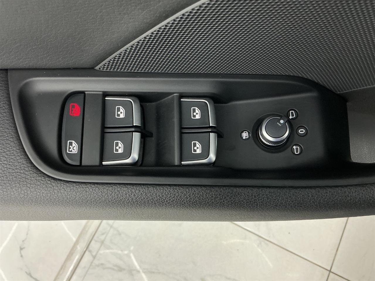 Audi A3 Sedan 2.0 TFSI Premium quattro AWD 2017