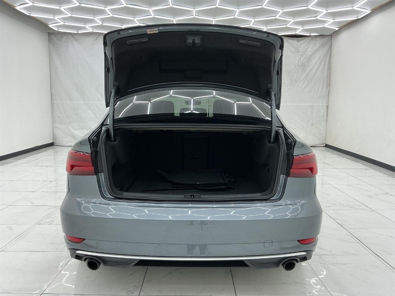 Audi A3 Sedan 2.0 TFSI Premium quattro AWD 2017