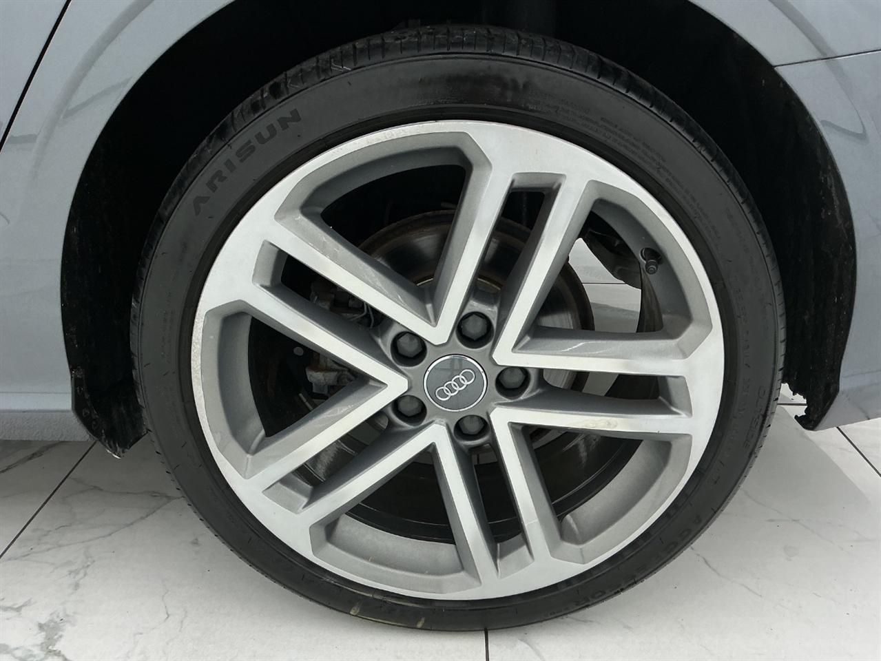 Audi A3 Sedan 2.0 TFSI Premium quattro AWD 2017