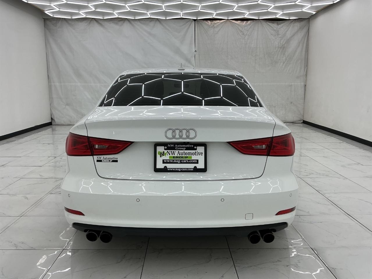 Audi A3 4dr Sdn FWD 1.8T Premium 2016