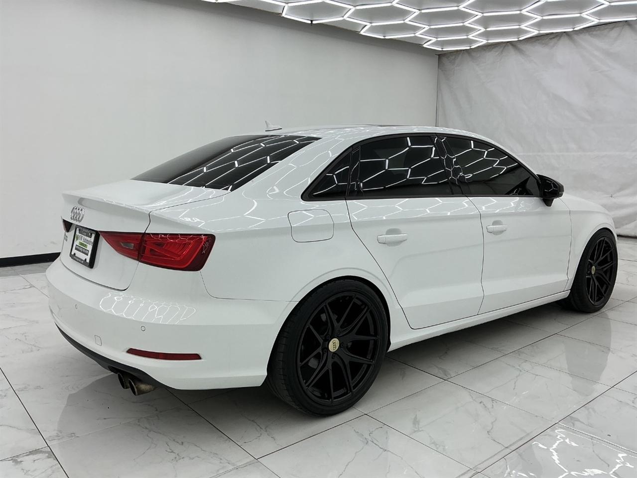 Audi A3 4dr Sdn FWD 1.8T Premium 2016