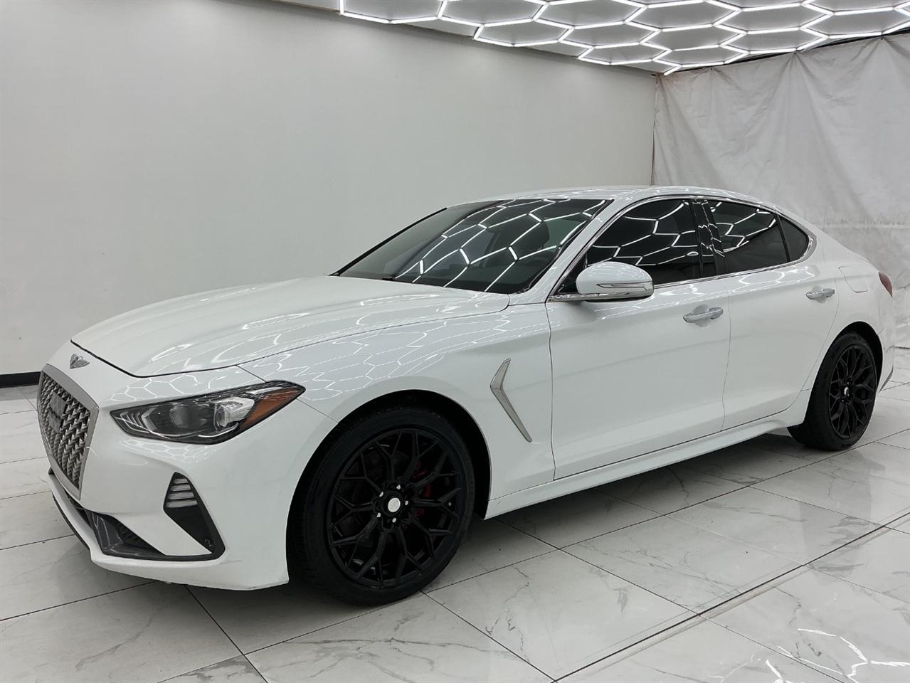 Genesis G70 2.0T RWD 2020