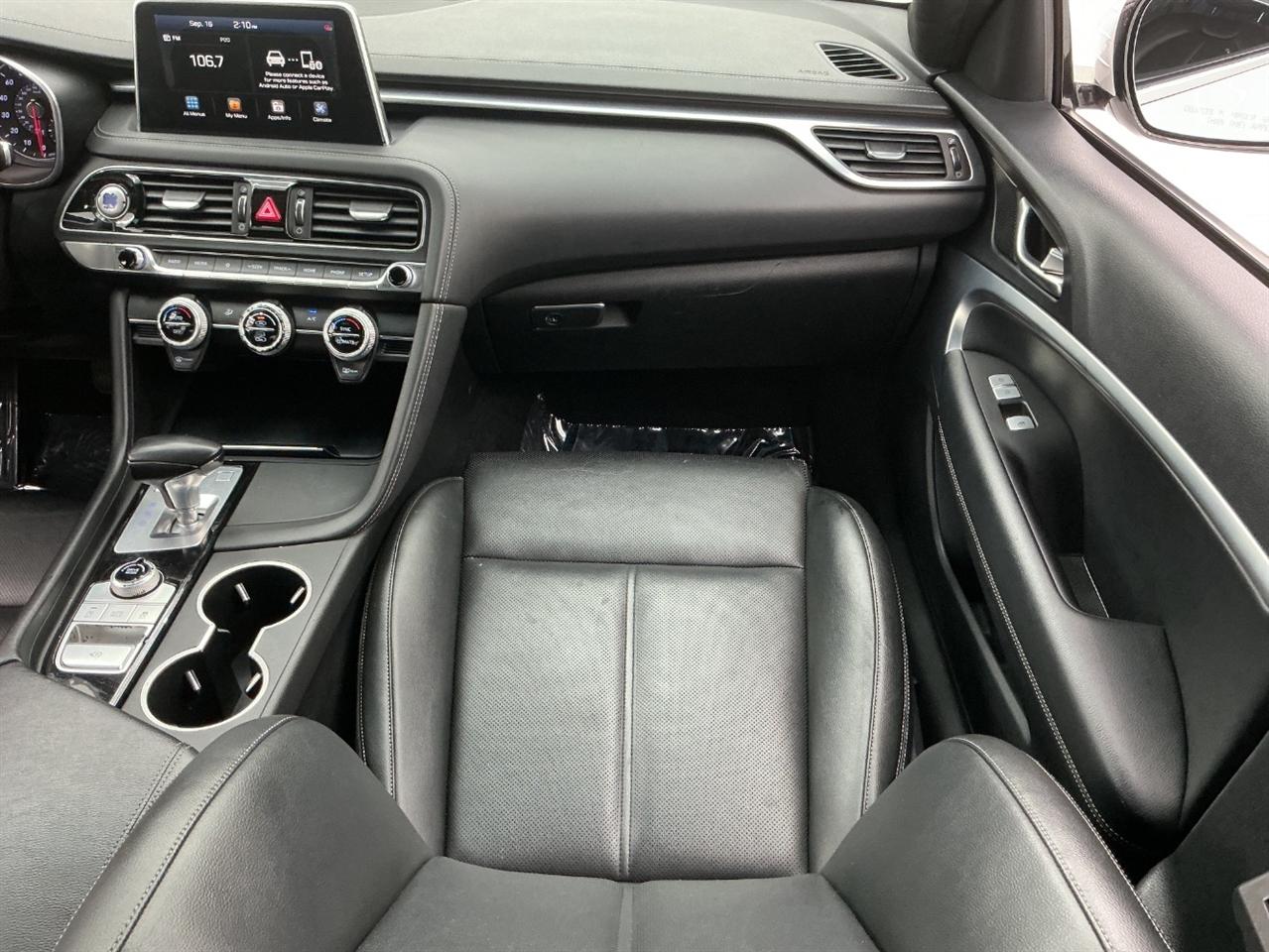 Genesis G70 2.0T RWD 2020