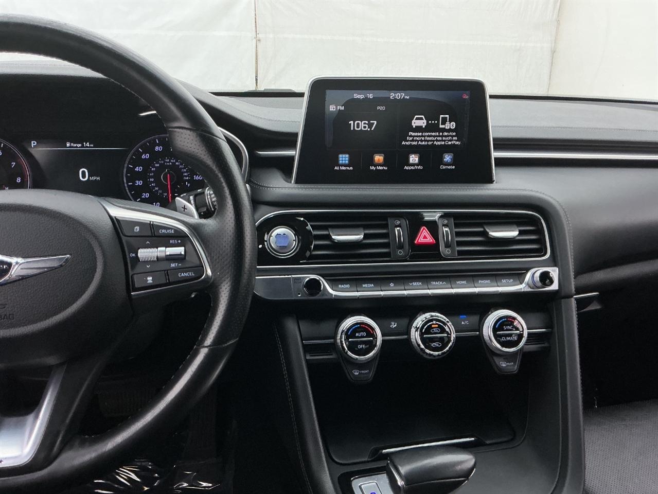 Genesis G70 2.0T RWD 2020