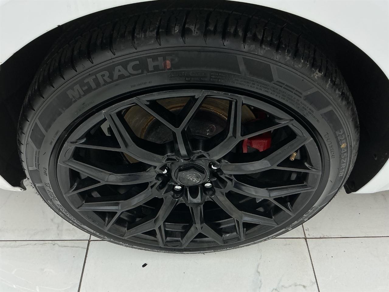 Genesis G70 2.0T RWD 2020