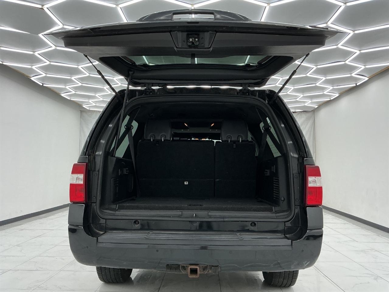 Ford Expedition EL 2WD 4dr Limited 2011