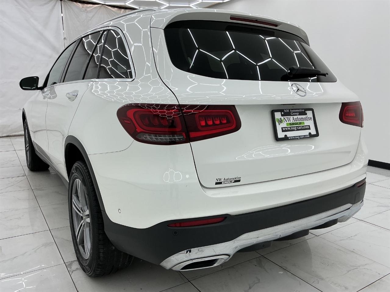 Mercedes-Benz GLC GLC 300 4MATIC SUV 2021