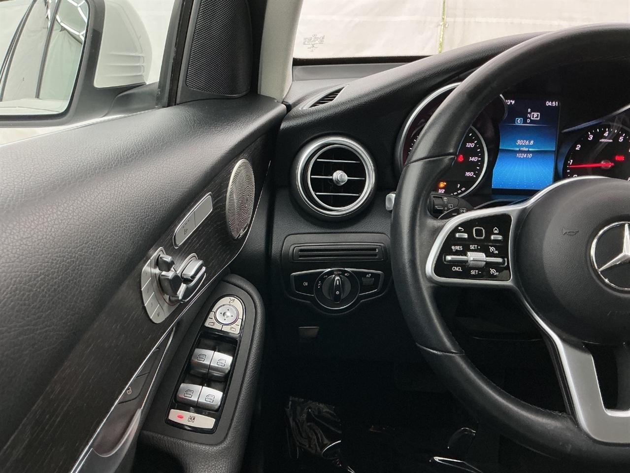 Mercedes-Benz GLC GLC 300 4MATIC SUV 2021