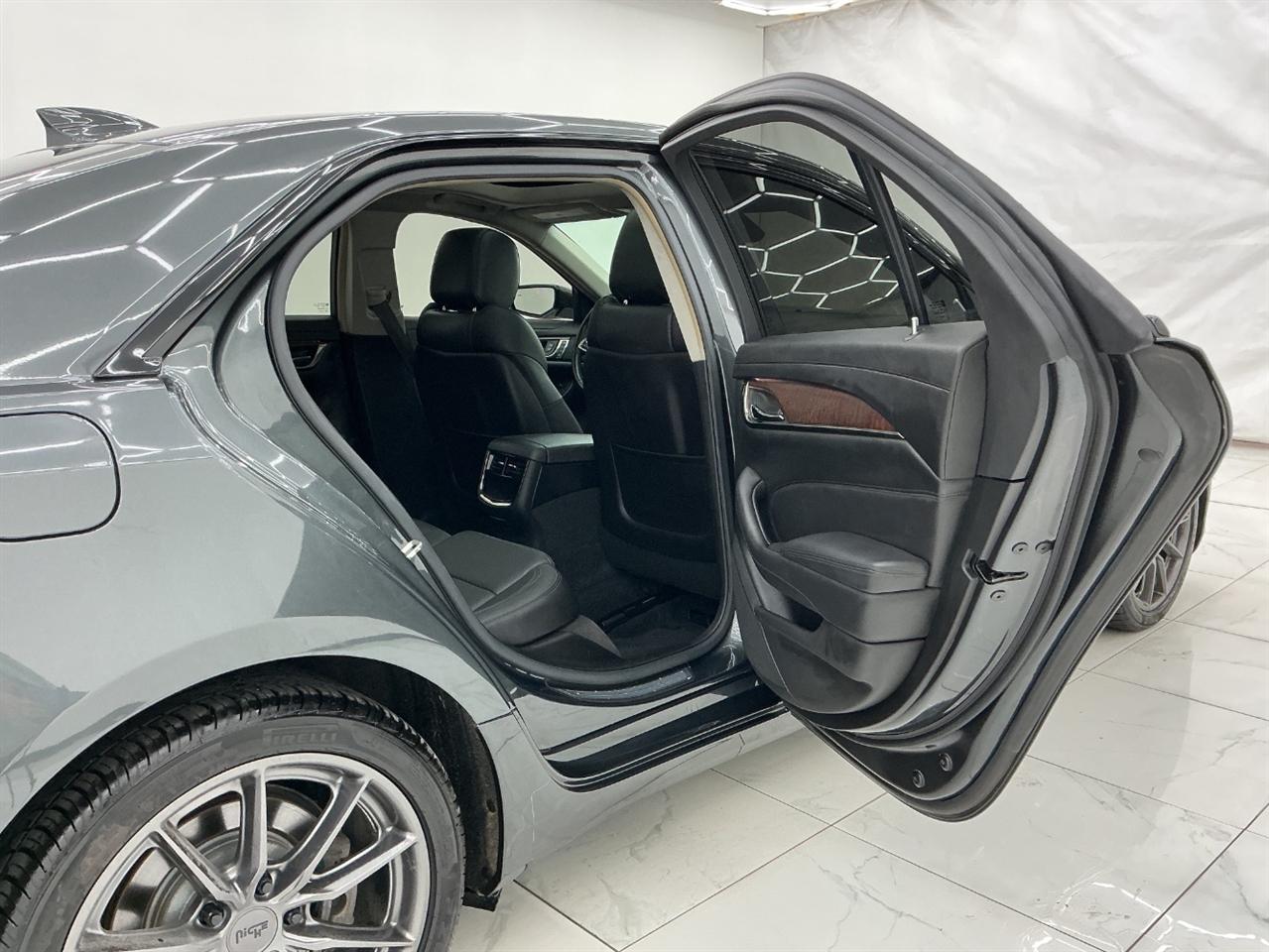 Cadillac CTS 4dr Sdn 2.0L Turbo Luxury Collection AWD 2016
