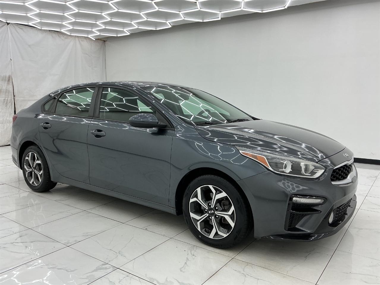 Kia Forte LXS IVT 2020