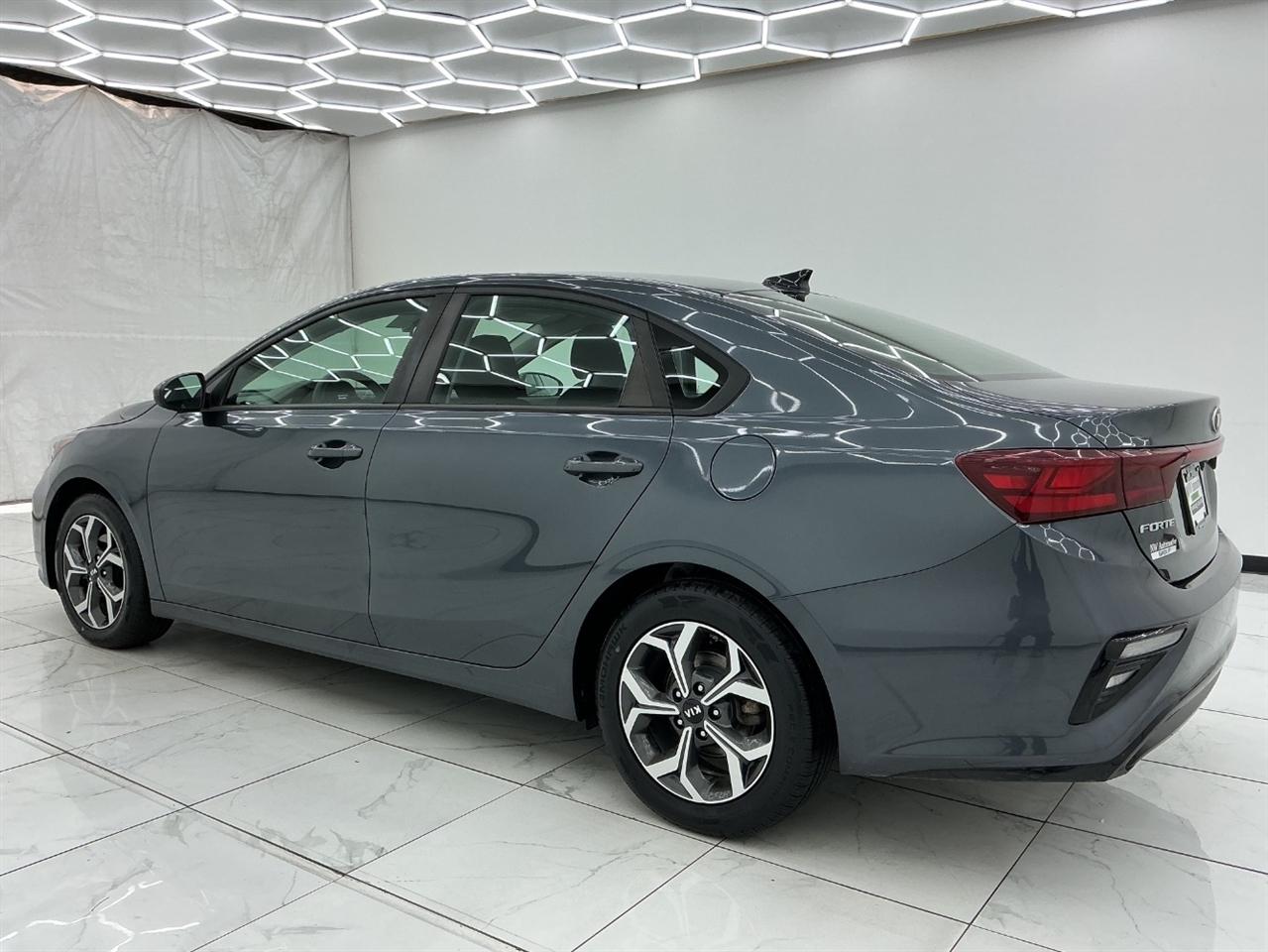 Kia Forte LXS IVT 2020