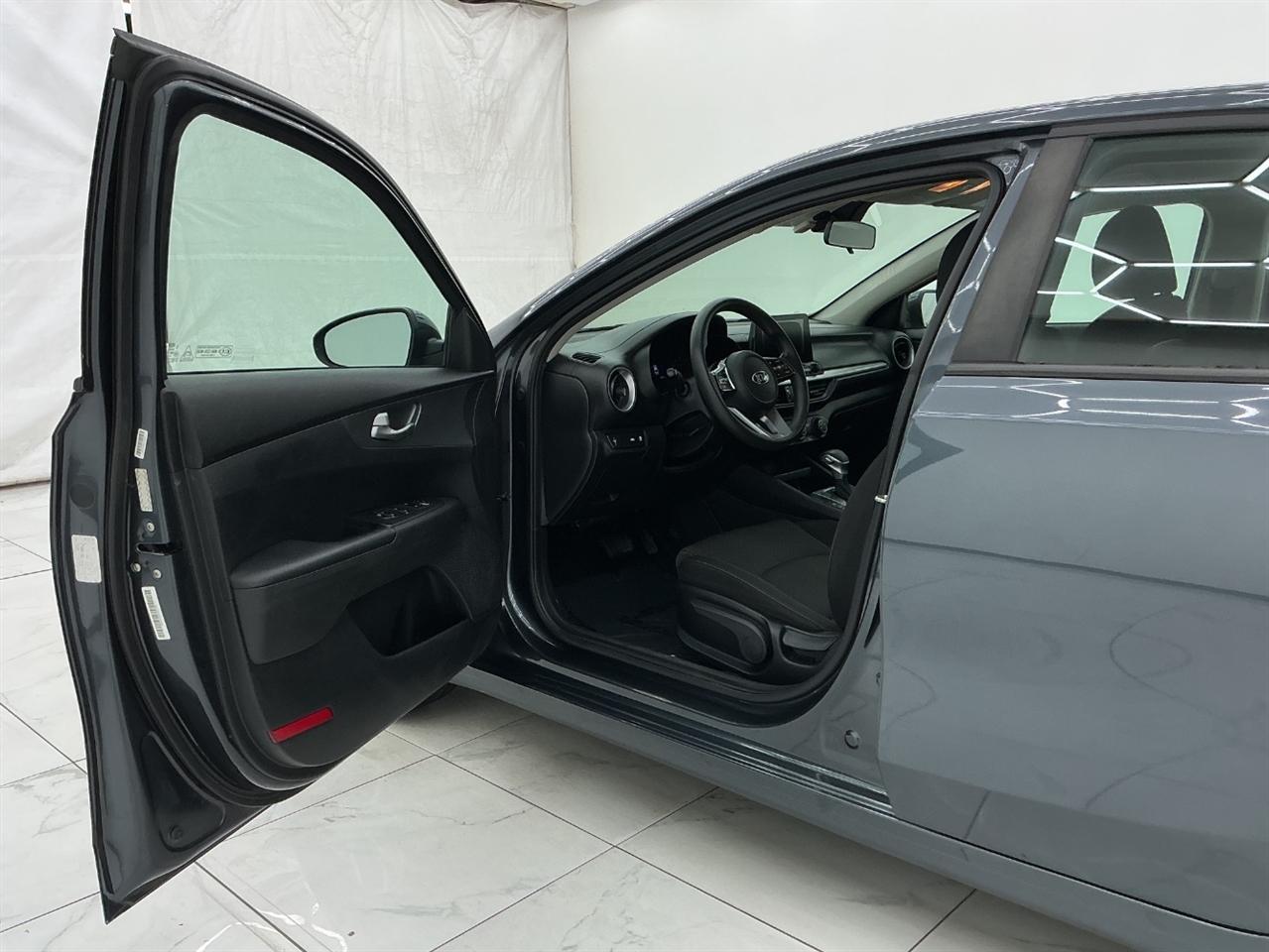 Kia Forte LXS IVT 2020