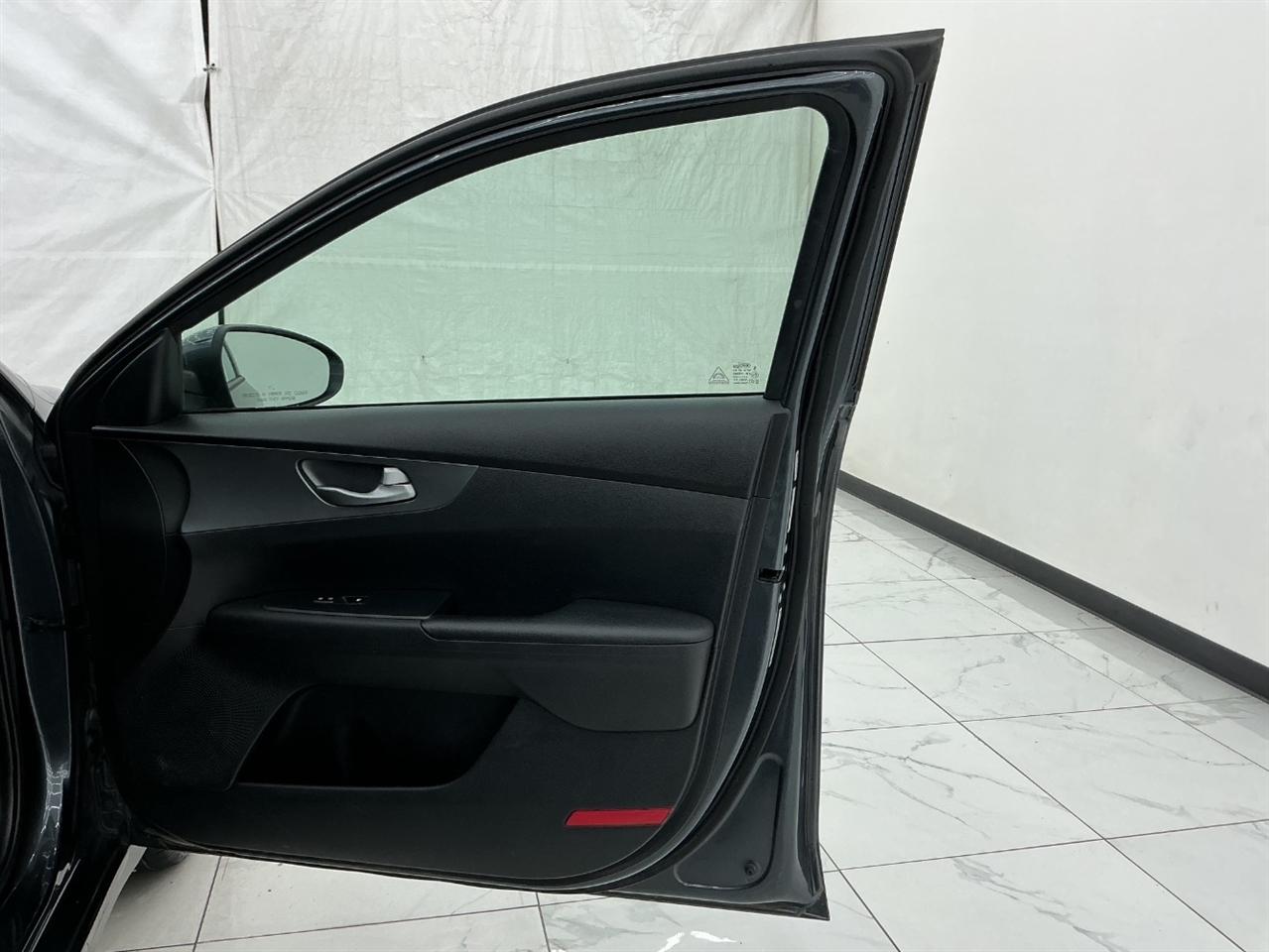 Kia Forte LXS IVT 2020