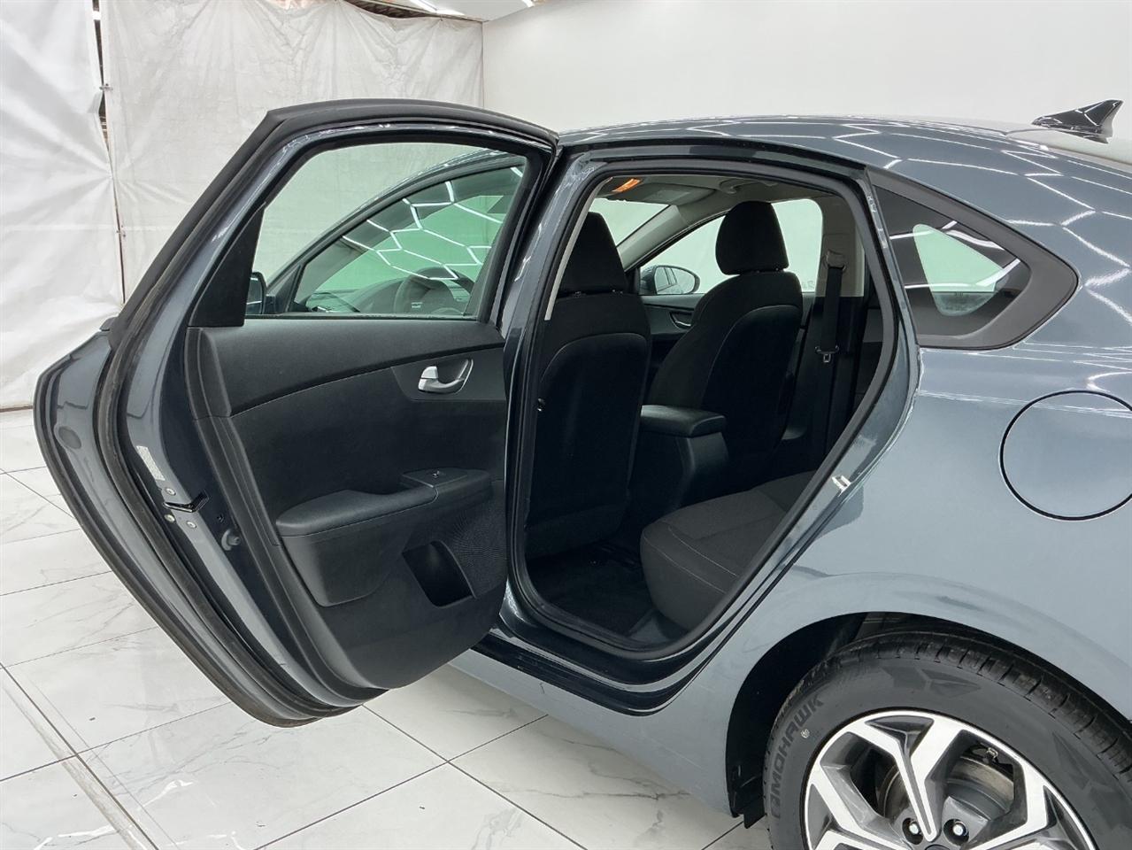 Kia Forte LXS IVT 2020