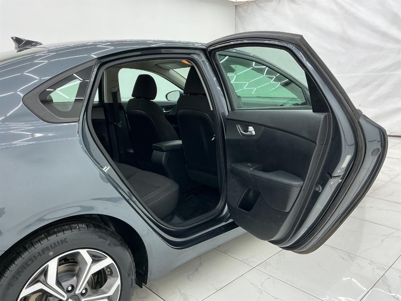 Kia Forte LXS IVT 2020