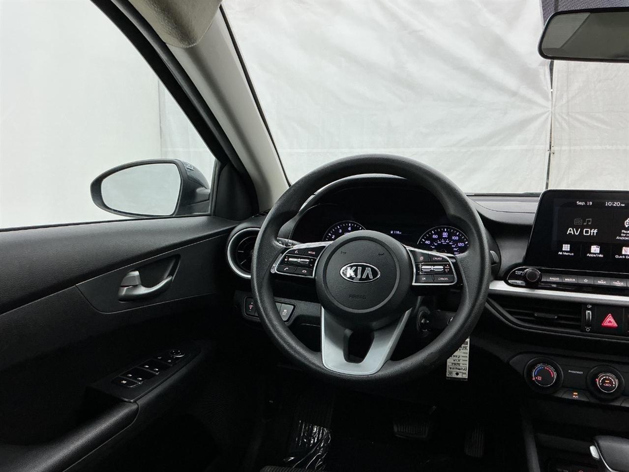 Kia Forte LXS IVT 2020