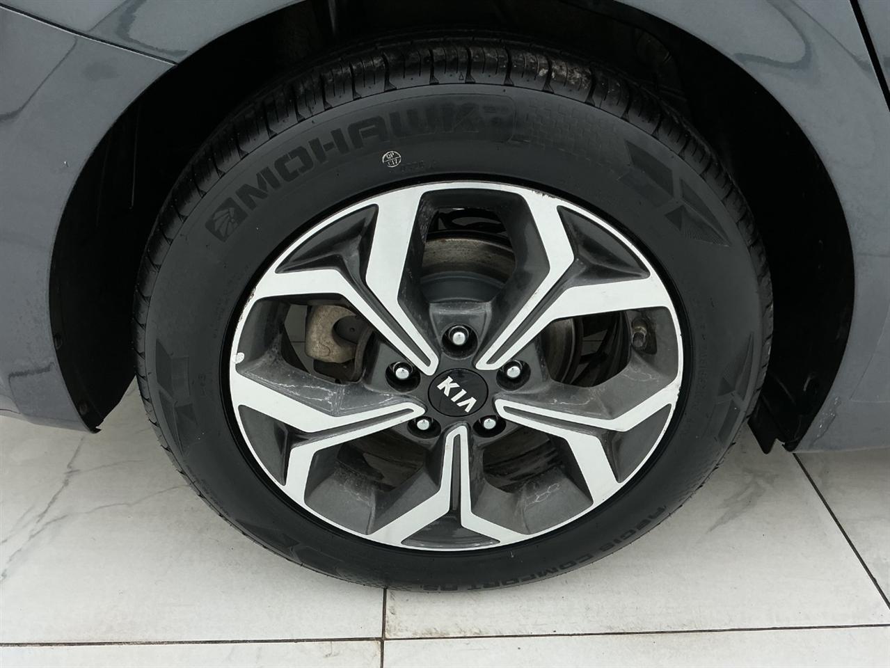 Kia Forte LXS IVT 2020