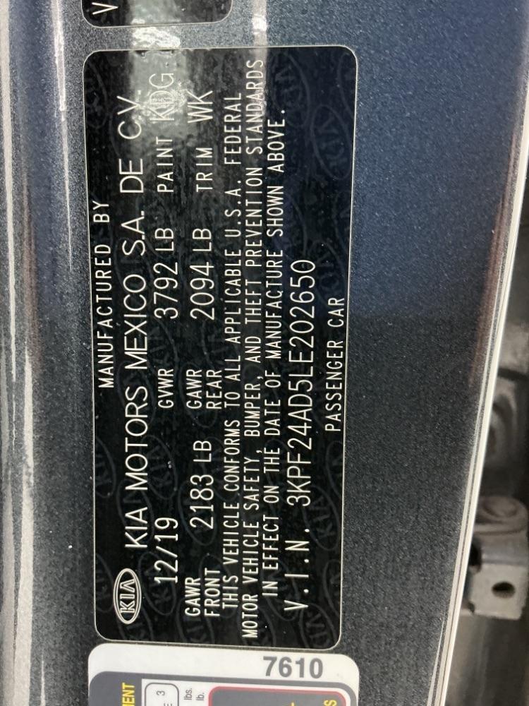 Kia Forte LXS IVT 2020