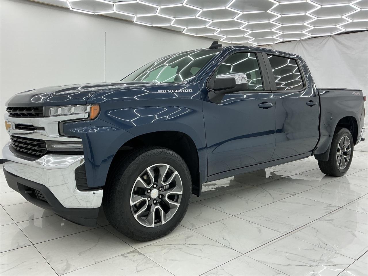 Chevrolet Silverado 1500 LTD 4WD Crew Cab 147" LT w/2FL 2022