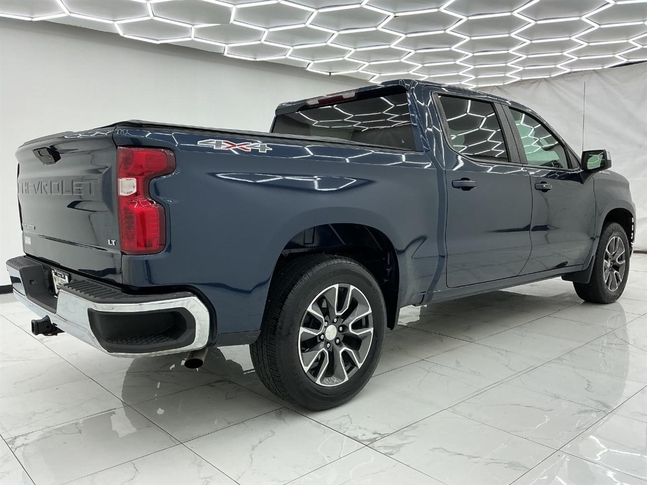 Chevrolet Silverado 1500 LTD 4WD Crew Cab 147" LT w/2FL 2022