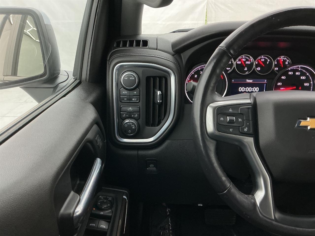 Chevrolet Silverado 1500 LTD 4WD Crew Cab 147" LT w/2FL 2022