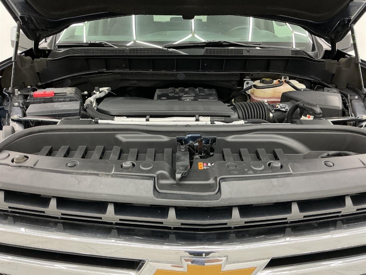 Chevrolet Silverado 1500 LTD 4WD Crew Cab 147" LT w/2FL 2022