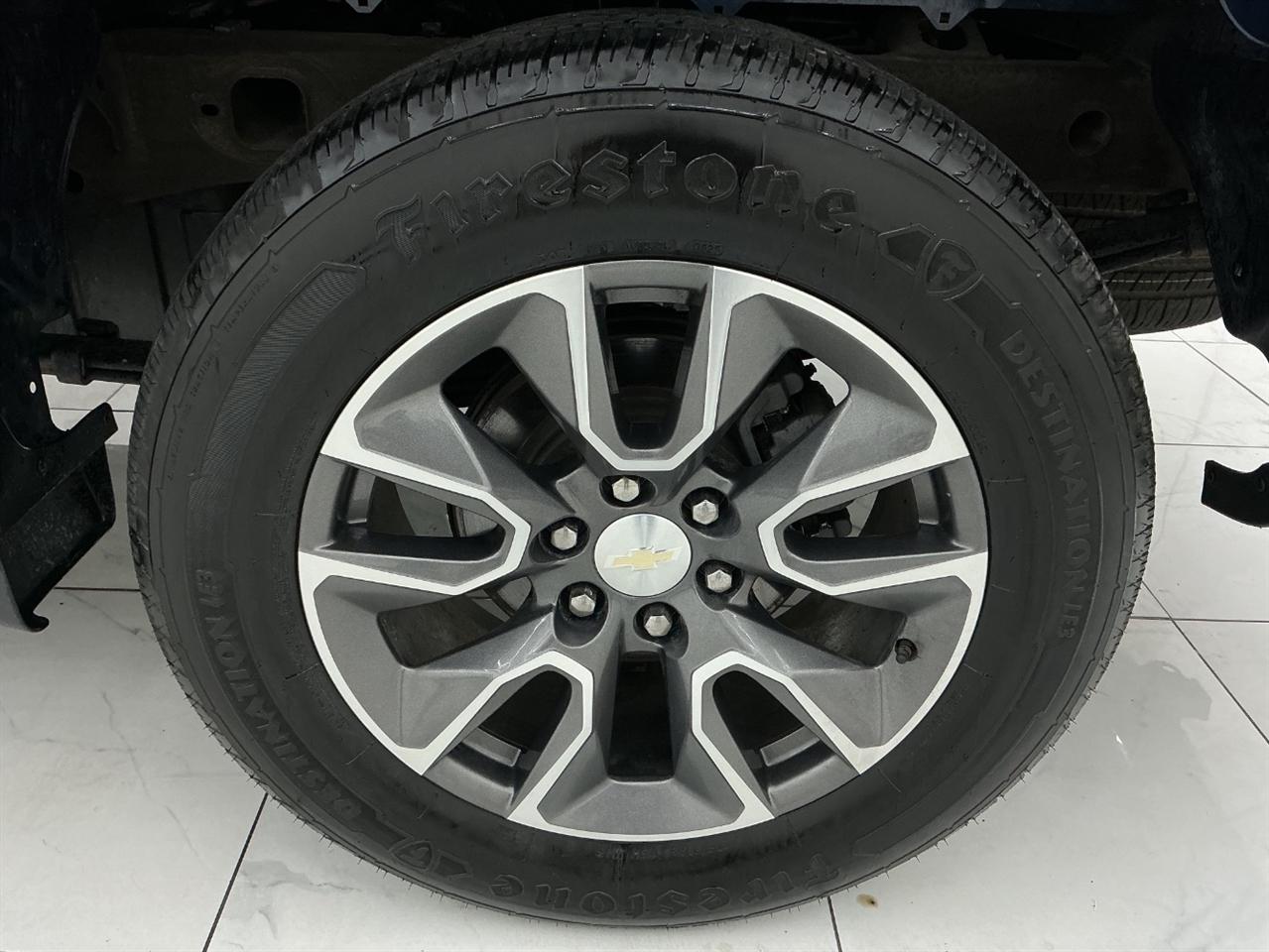Chevrolet Silverado 1500 LTD 4WD Crew Cab 147" LT w/2FL 2022