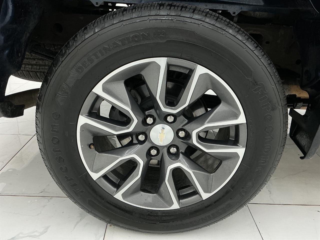 Chevrolet Silverado 1500 LTD 4WD Crew Cab 147" LT w/2FL 2022