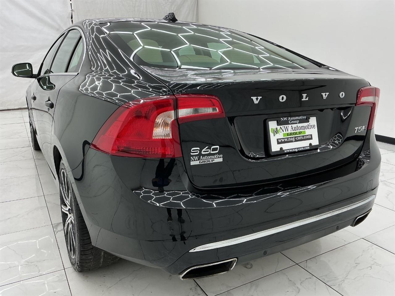 Volvo S60 T5 AWD Inscription Platinum 2017
