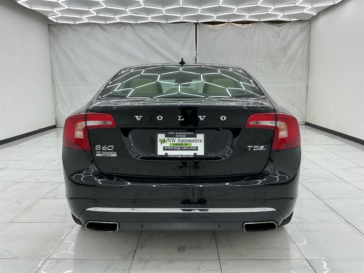 Volvo S60 T5 AWD Inscription Platinum 2017