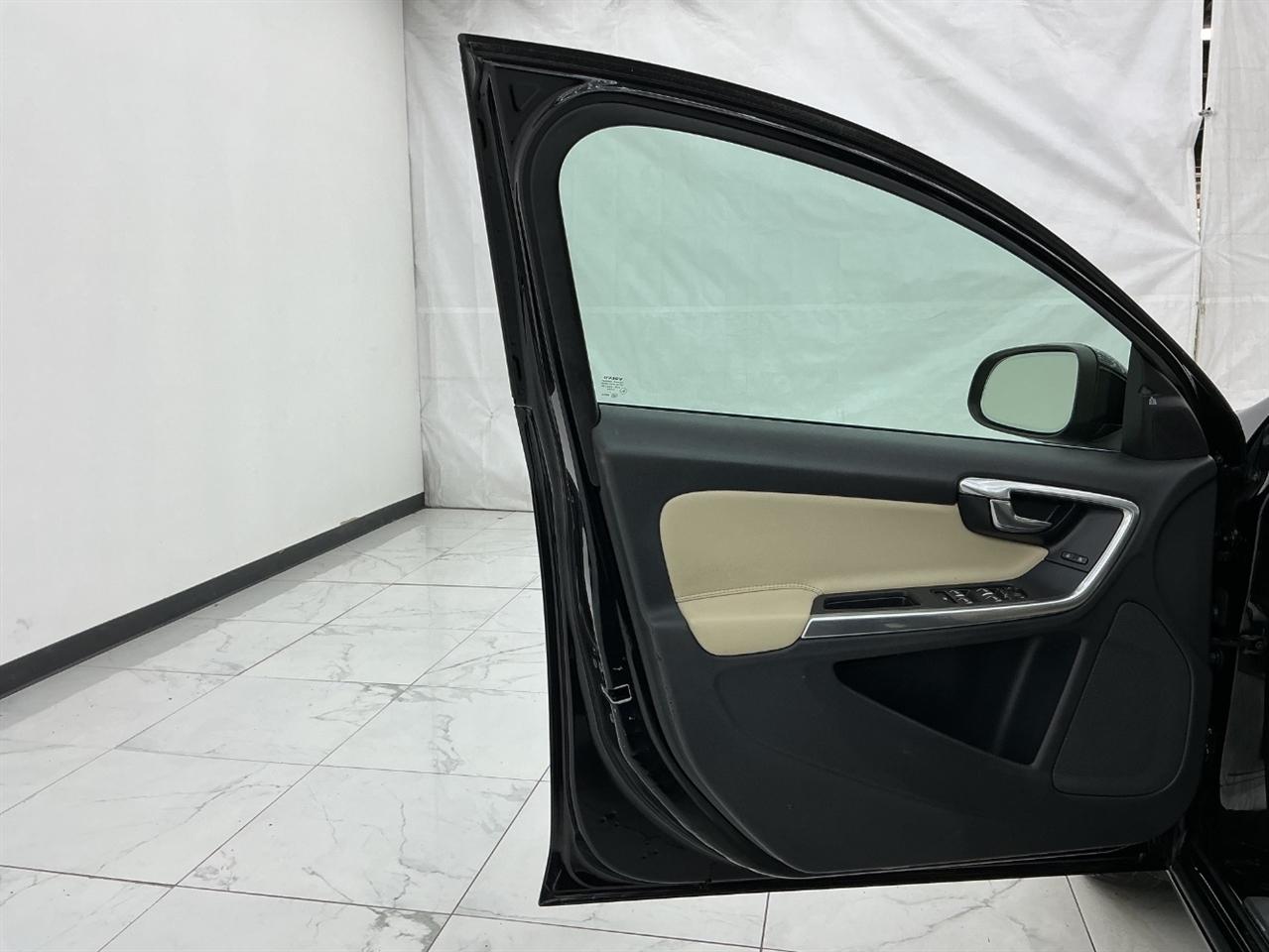 Volvo S60 T5 AWD Inscription Platinum 2017