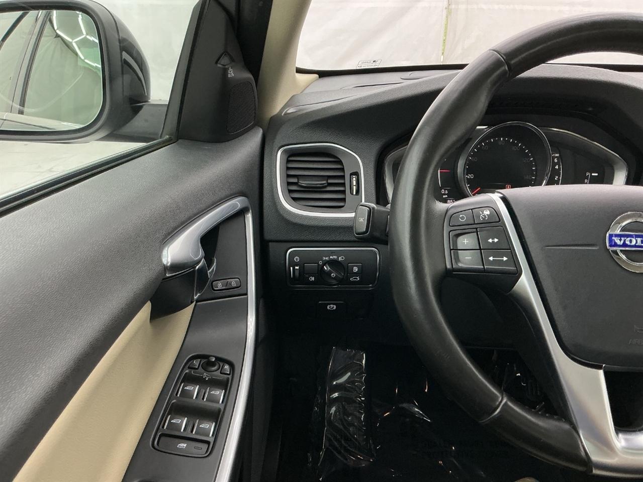 Volvo S60 T5 AWD Inscription Platinum 2017