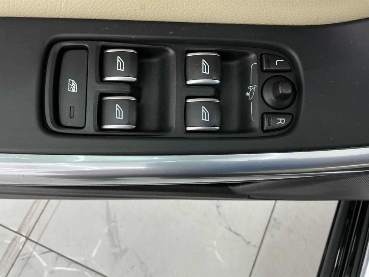 Volvo S60 T5 AWD Inscription Platinum 2017