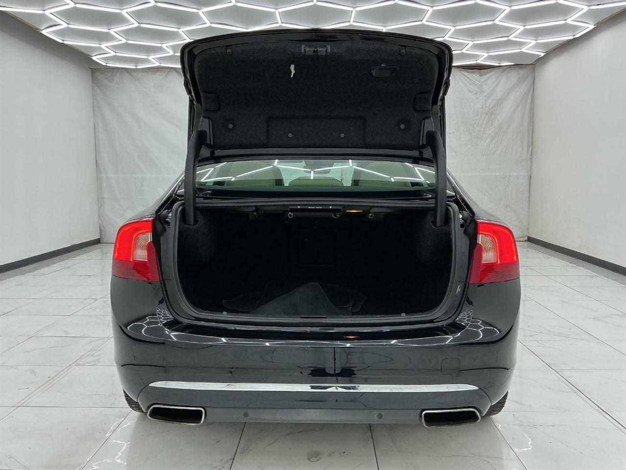 Volvo S60 T5 AWD Inscription Platinum 2017